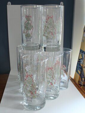 Corelle Holiday Callaway Ivy Christmas Set of 8 Glasses